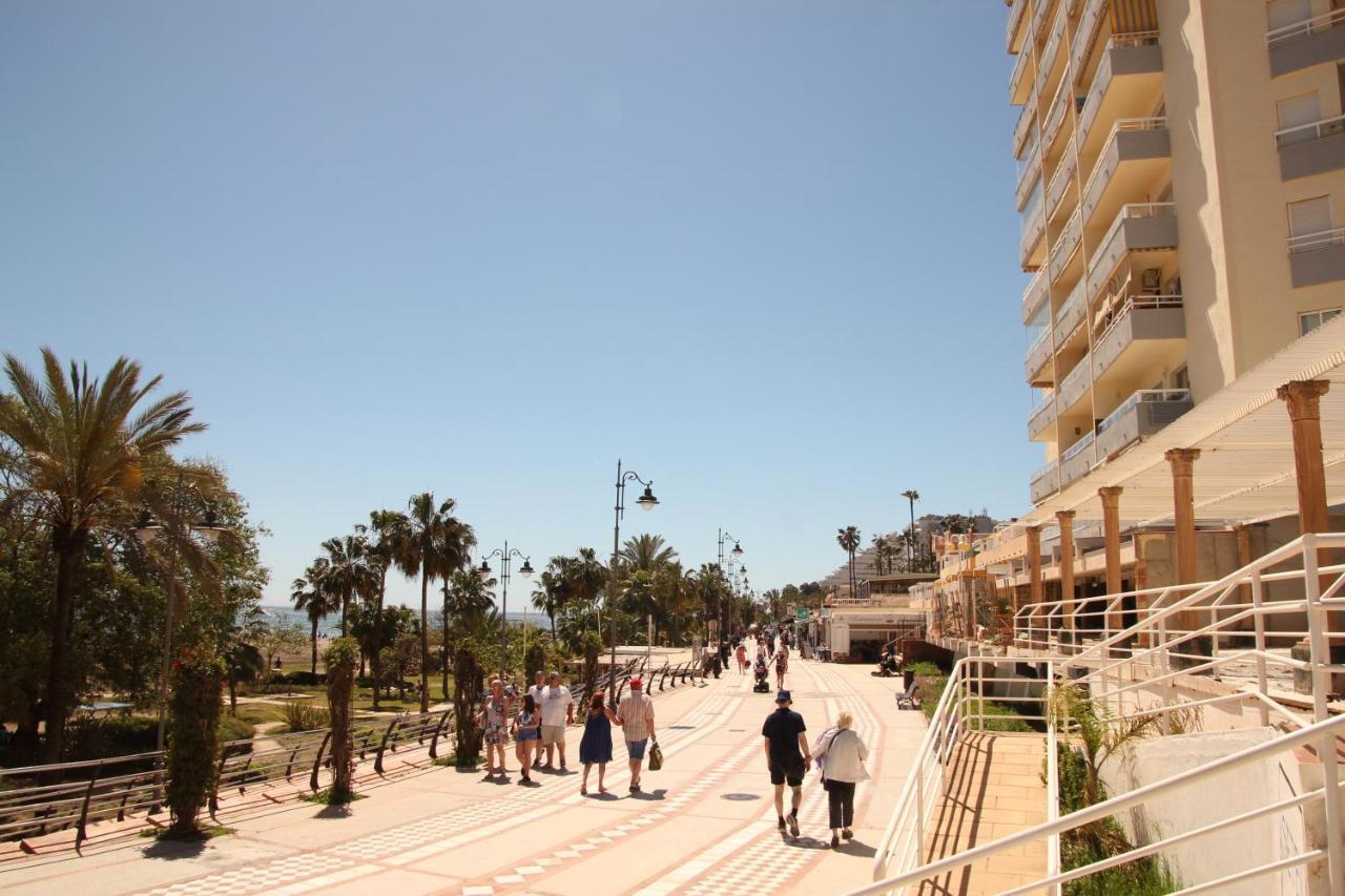 Tamarindos 30M De La Plage Apartment Benalmadena Exterior photo